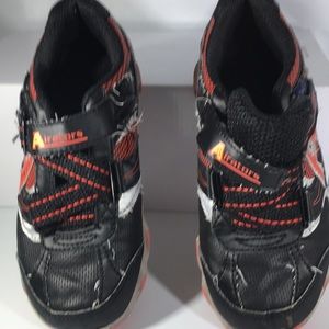 Airators Boy’s Sneakers 11.5. (2CS2021)